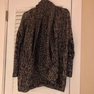 M/L Michael Stars Cardigan